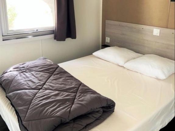 Camping Beau Rivage Hotel เมซ ภายนอก รูปภาพ